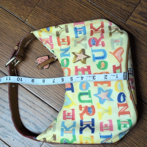 DOONEY & BOURKE - Crayon "It Girl" Bucket Bag - Picture 13 of 16